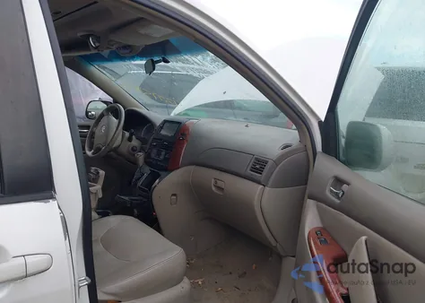 2004 Toyota Sienna Xle from USA, damaged, VIN 5TDZA22C04S146554